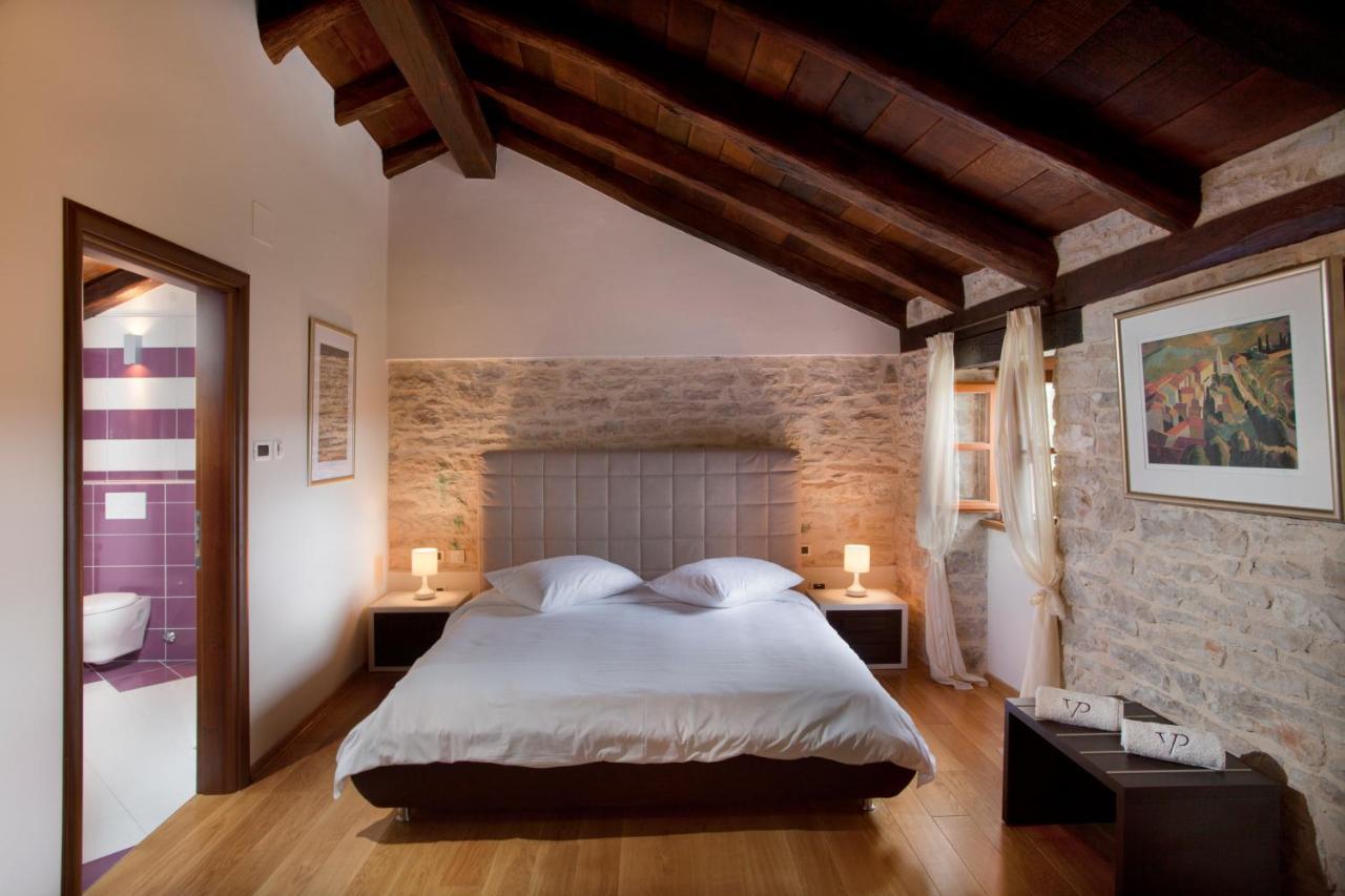 Villa Poropati, Groznjan, Istria - Luxury Countryside Estate For Up To 19 Persons - Large Pool Of 80M2 With Kids Section Exterior photo